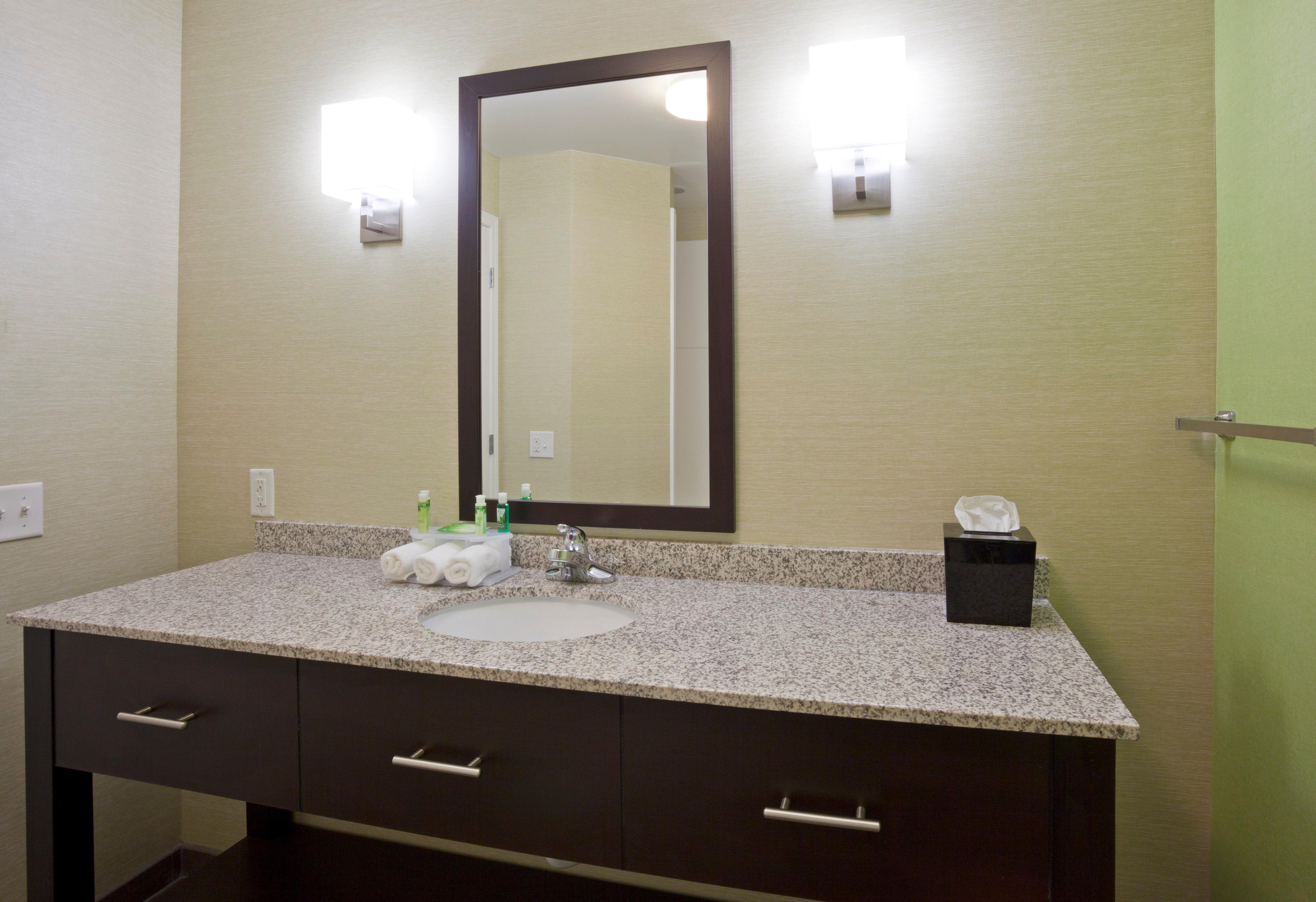 Holiday Inn Express Hotel & Suites Rogers By Ihg Exterior foto