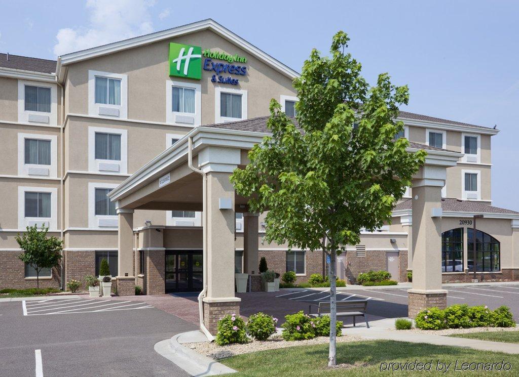 Holiday Inn Express Hotel & Suites Rogers By Ihg Exterior foto