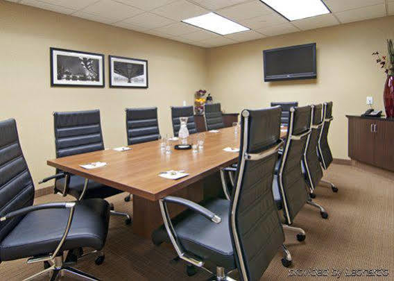 Holiday Inn Express Hotel & Suites Rogers By Ihg Business foto